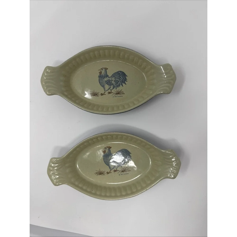 JACAMAN Lot 2 1983 Casserole dishes vintage ROOSTER CHICKEN Blue Cream Farmhouse